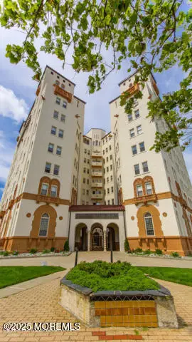 400 Deal Lake Drive #8F, Asbury Park, NJ 07712 - #3