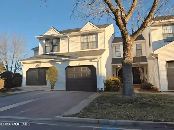 152 Chestnut Way #15-2, Englishtown, NJ 07726