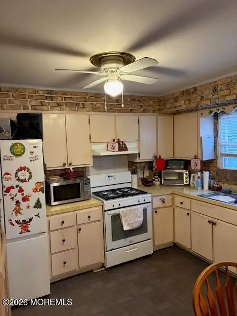 243 Lakewood Avenue, Bayville, NJ 08721 - Image #3