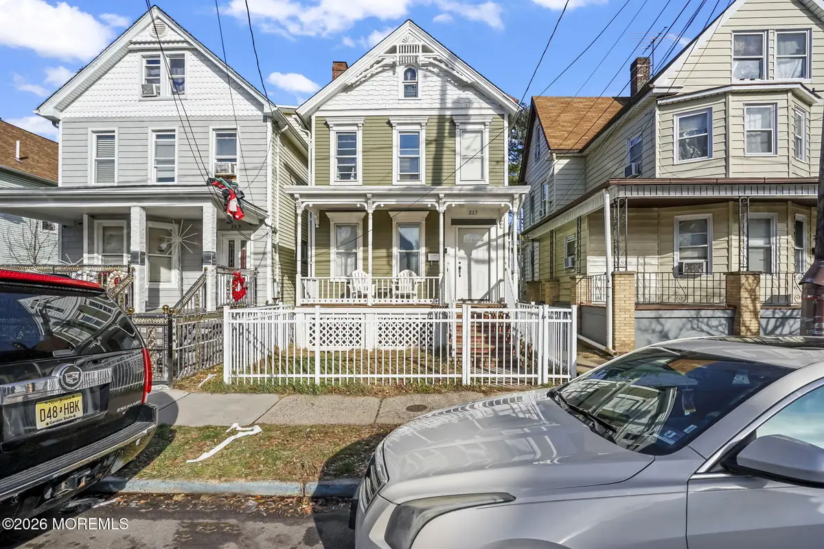 217 Handy Street, New Brunswick, NJ 08901 - #1