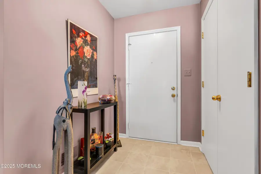 5 Oriel Way, Marlboro, NJ 07746 - Image #3