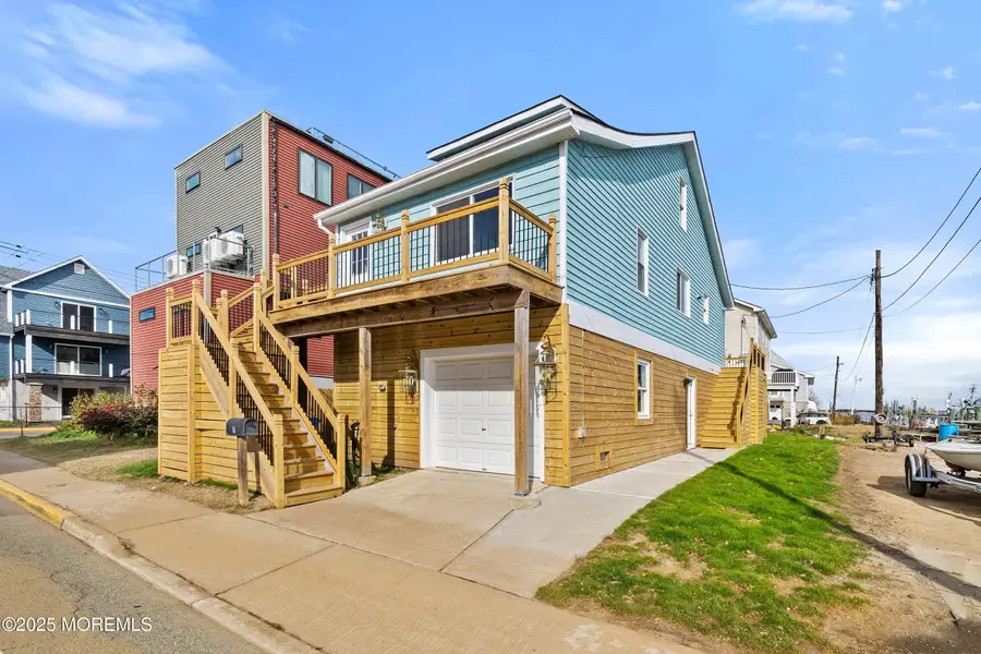 11 Cheerful Place, Highlands, NJ 07732 - Image #2