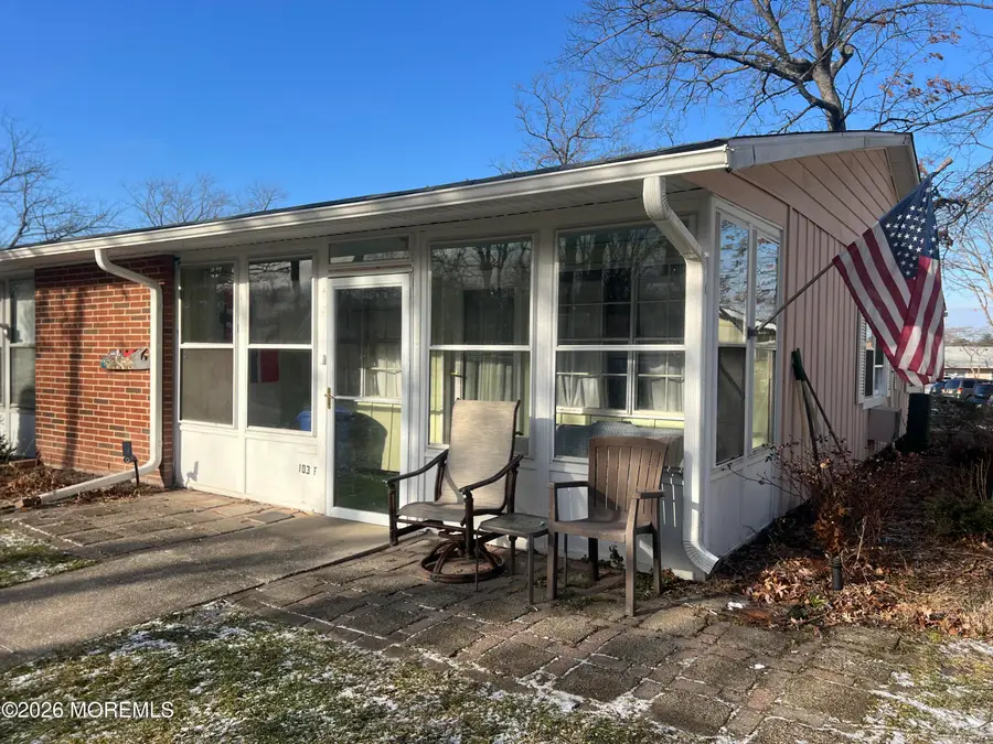 103F Edinburgh Lane, Lakewood, NJ 08701 - Image #2