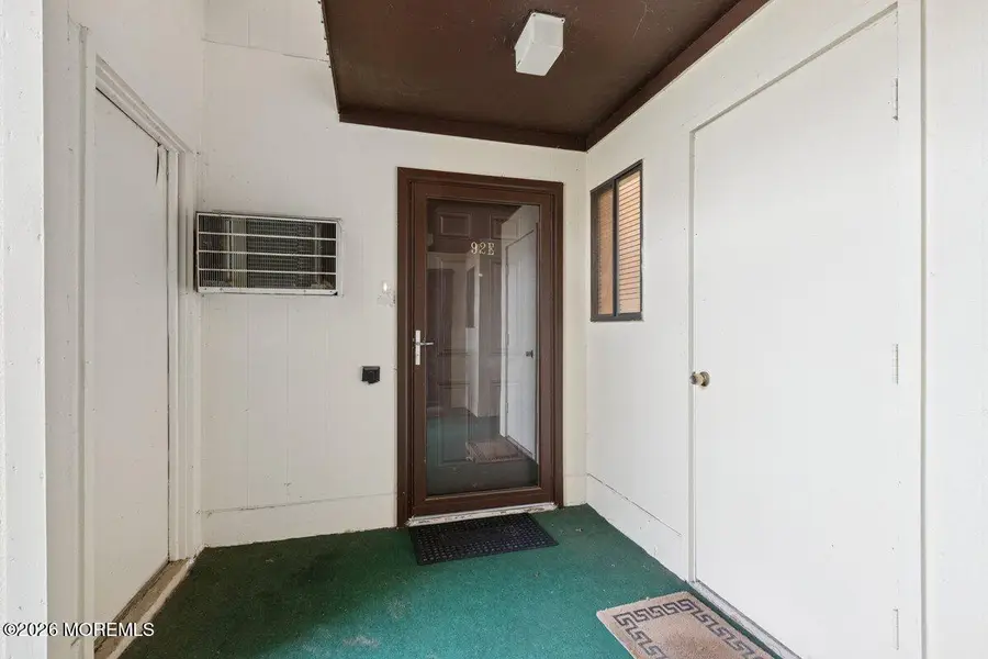 92 Arrowood Road #E, Manalapan Township, NJ 07726 - Image #3