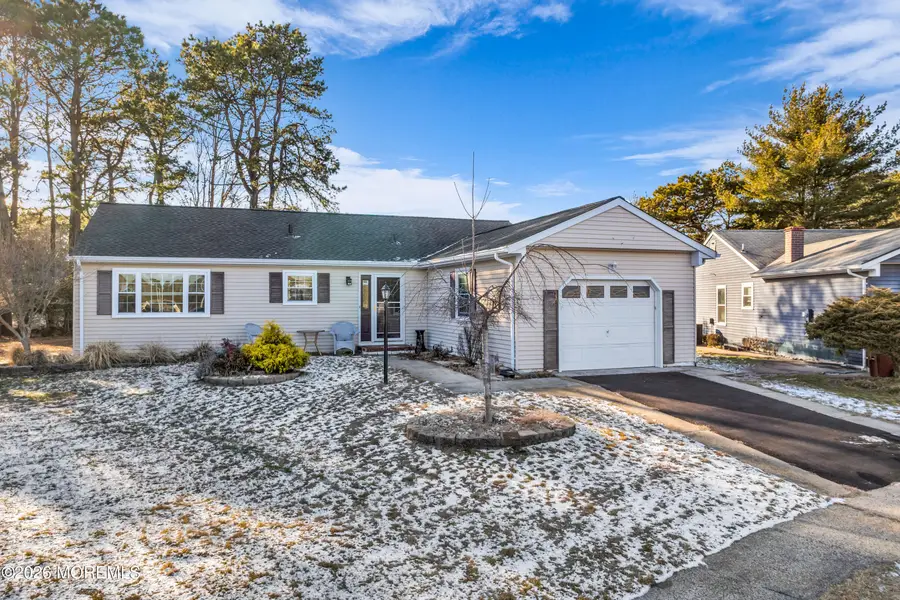 38 Kinkora Court, Toms River, NJ 08757 - Image #2