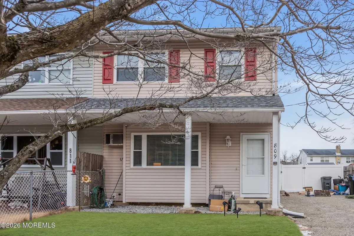 809 Birch Street, Lakehurst, NJ 08733 - Image #1