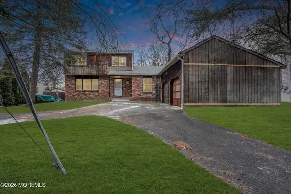 225 Lakeside Avenue, Blackwood, NJ 08012