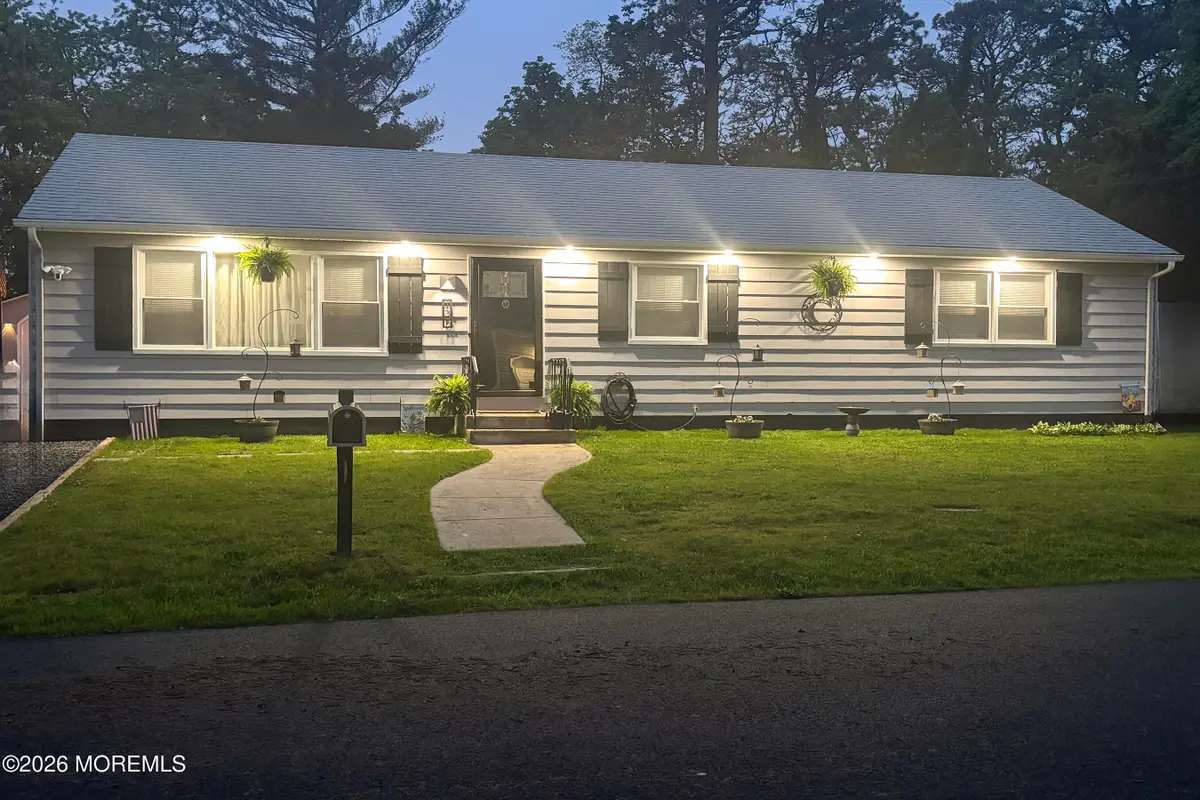 137 Spray Avenue, Beachwood, NJ 08722 - Image #1