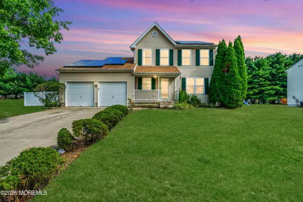 14 Anthony Drive, Burlington, NJ 08016