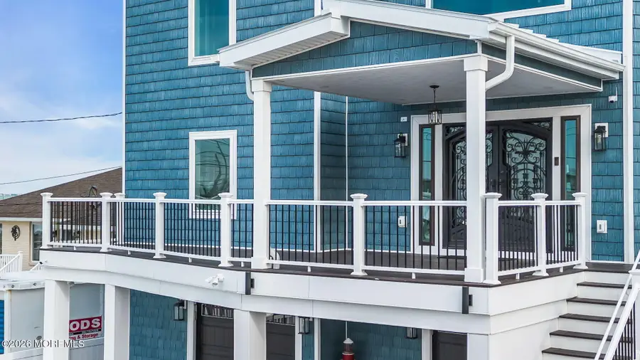 107 Bay Shore Drive, Toms River, NJ 08753 - Image #3