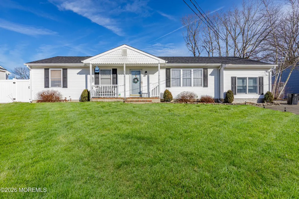 526 Elwood Street, Forked River, NJ 08731 - Image #1
