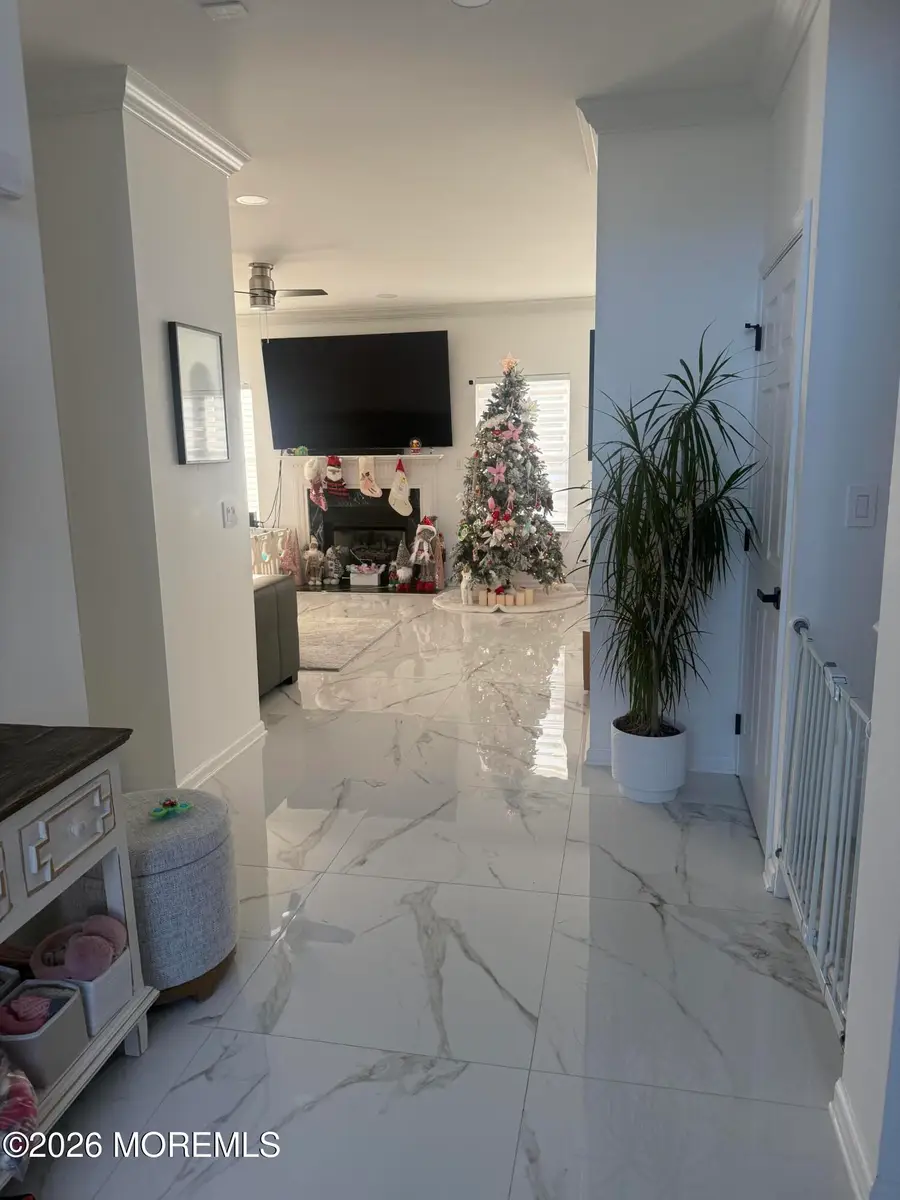 129 Manhattan Avenue, Bayville, NJ 08721 - Image #3