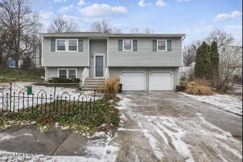 1 Gorczyca Place, South Amboy, NJ 08879 - Image #1