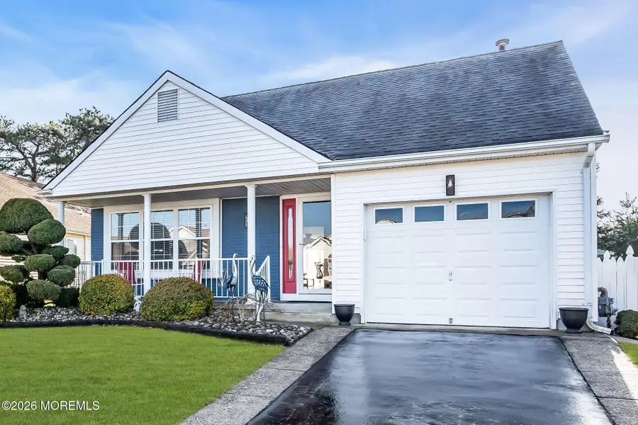 69 Portsmouth Drive, Toms River, NJ 08757 - Image #2
