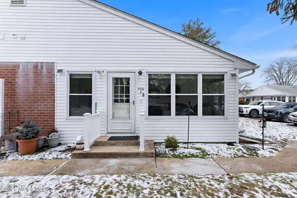 528 Lilac Lane #A, Whiting, NJ 08759