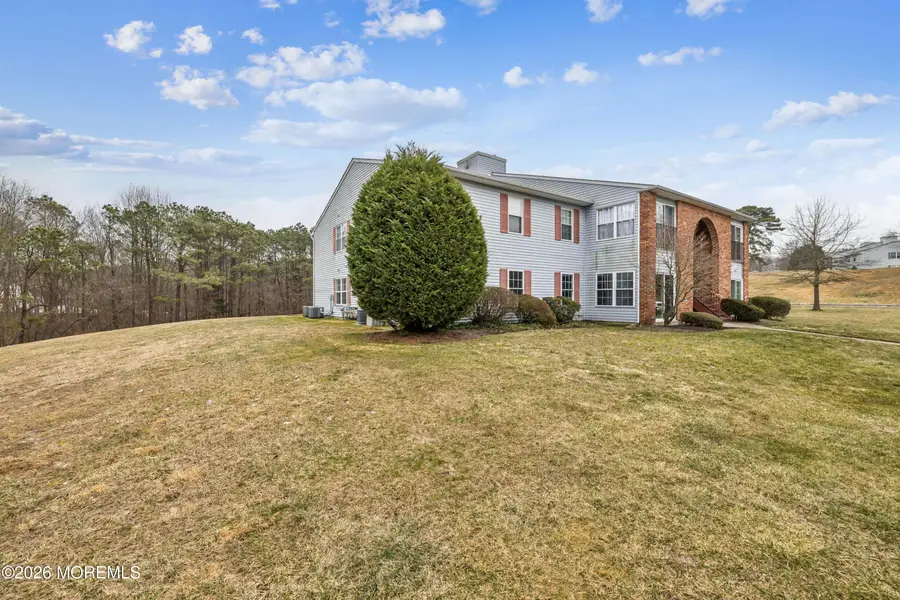 162 Frontier Way, Tinton Falls, NJ 07753 - Image #3