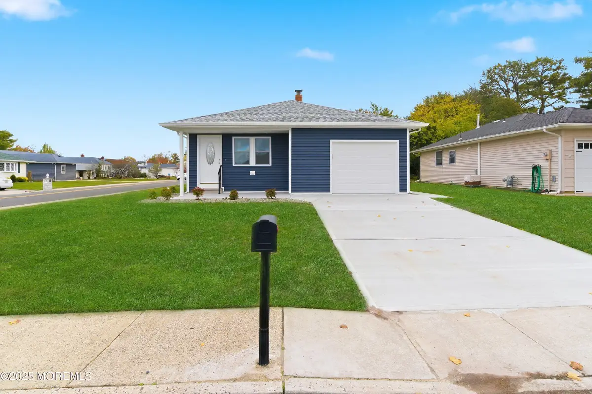 3 Bonaire Drive, Toms River, NJ 08757 - Image #1