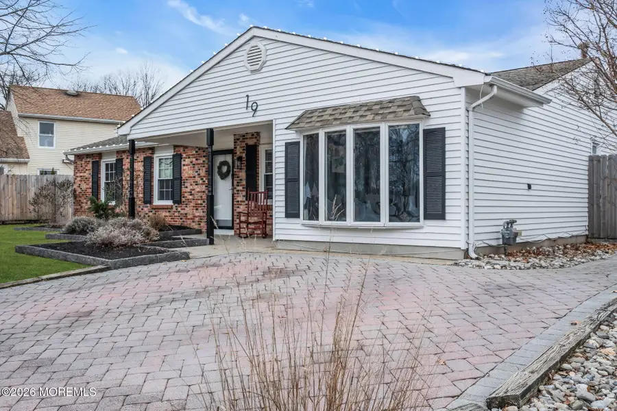 19 Virginia Drive, Howell, NJ 07731 - Image #3