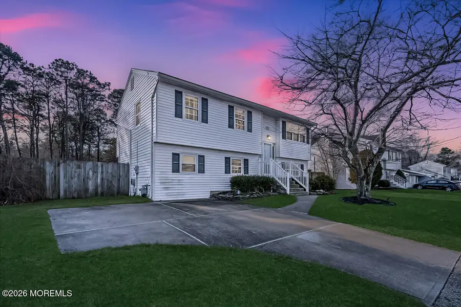 1421 Delaware Avenue, Toms River, NJ 08753 - Image #2