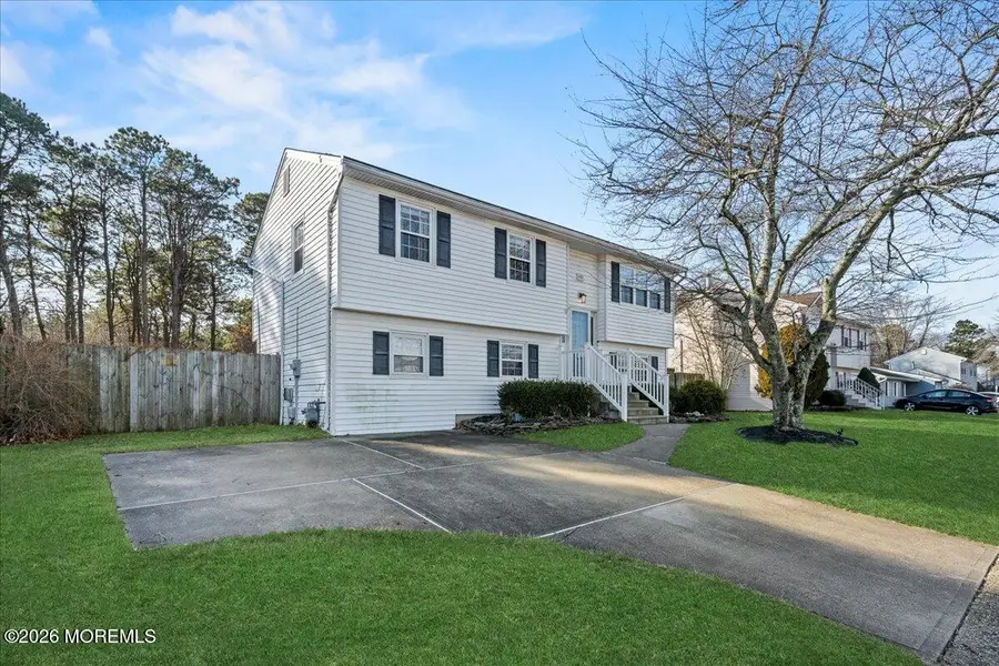 1421 Delaware Avenue, Toms River, NJ 08753 - Image #3