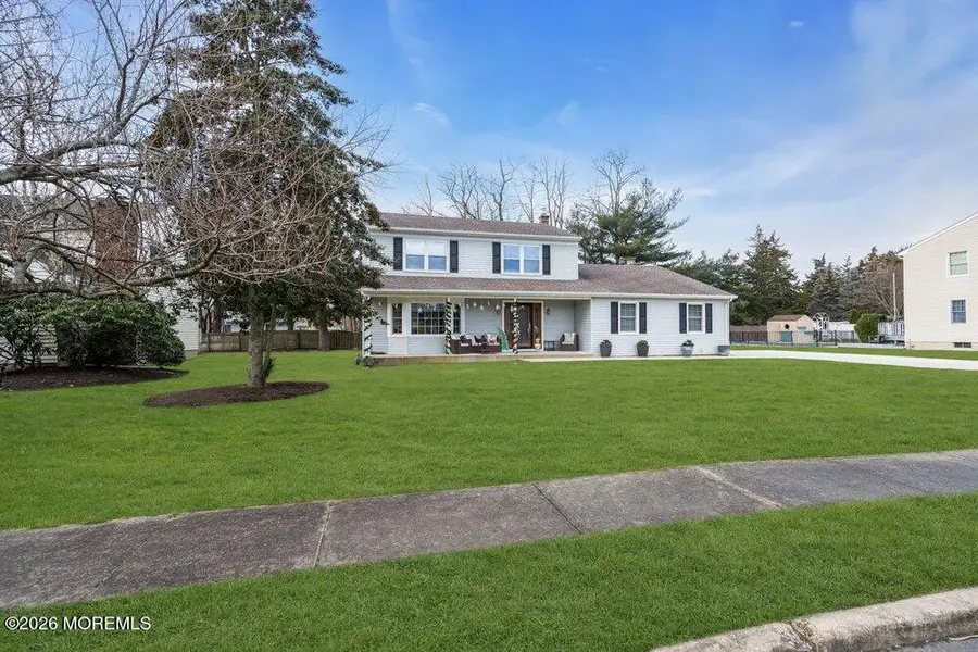 4 Pearl Drive, Toms River, NJ 08753 - Image #2