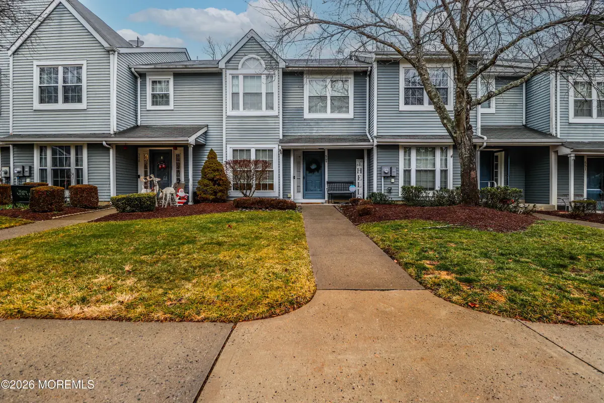 549 Laurelwood Court, Howell, NJ 07731 - Image #1