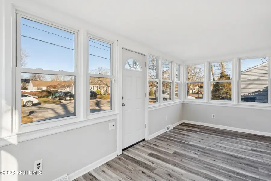 333 Tiller Avenue, Beachwood, NJ 08722 - Image #2