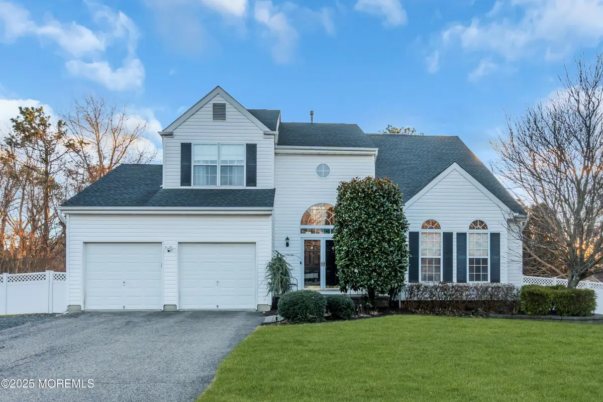 184 Lindsay Lane, Toms River, NJ 08755 - Image #1