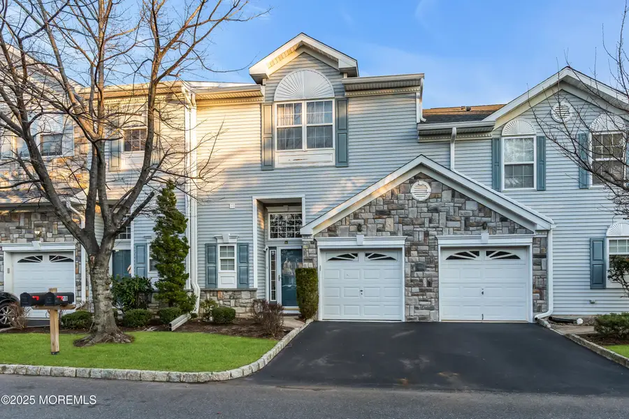 18 Bridgepointe Drive, Laurence Harbor, NJ 08879 - Image #2
