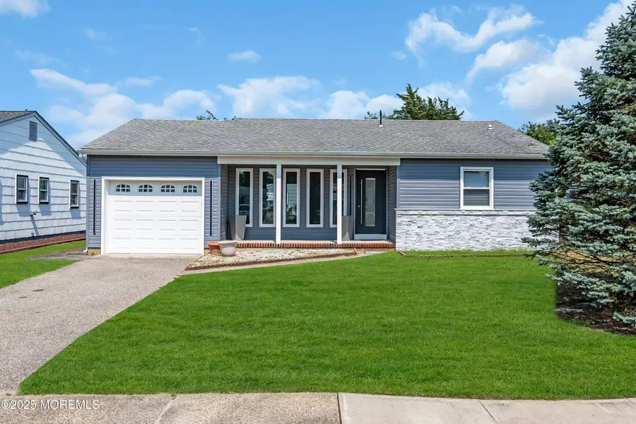16 Whitmore Drive, Toms River, NJ 08757 - Image #2