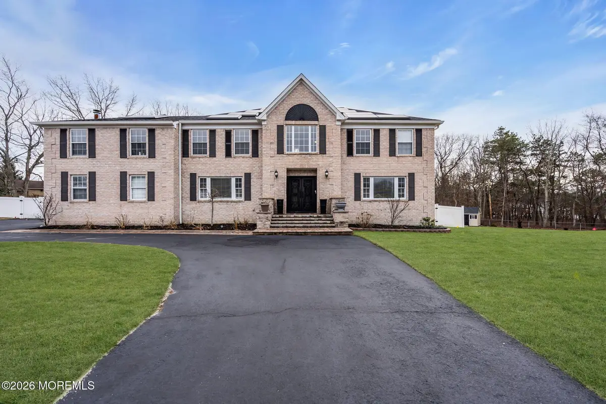 21 Julies Way, Howell, NJ 07731 - #1