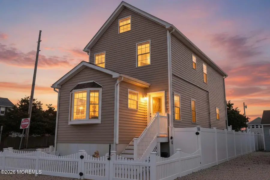 111 President Avenue, Lavallette, NJ 08735 - Image #2