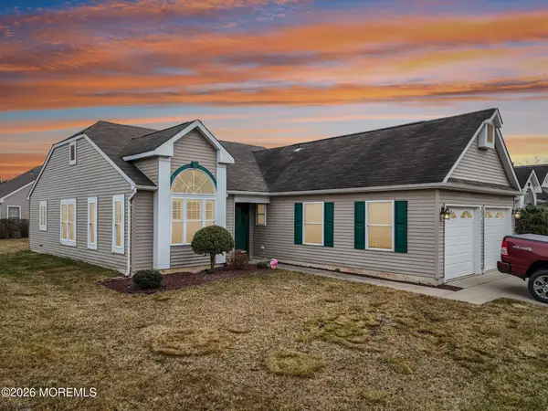 25 Avon Drive, Jackson, NJ 08527