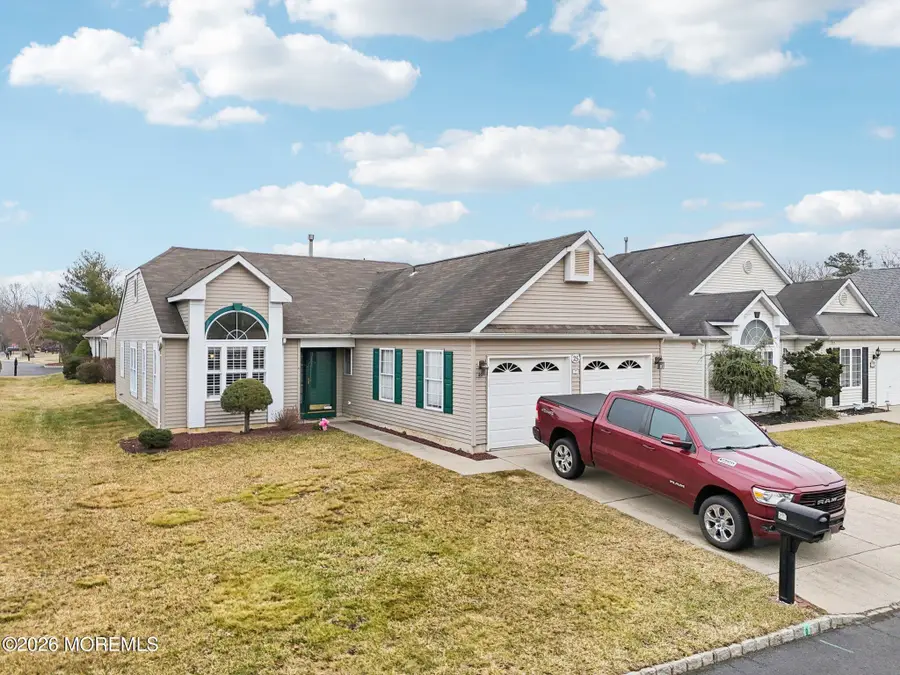 25 Avon Drive, Jackson, NJ 08527 - Image #2