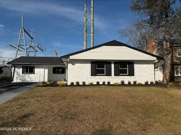 67 Garland Lane, Willingboro, NJ 08046