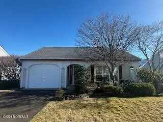 23 Blackthorn Place, Manchester, NJ 08759