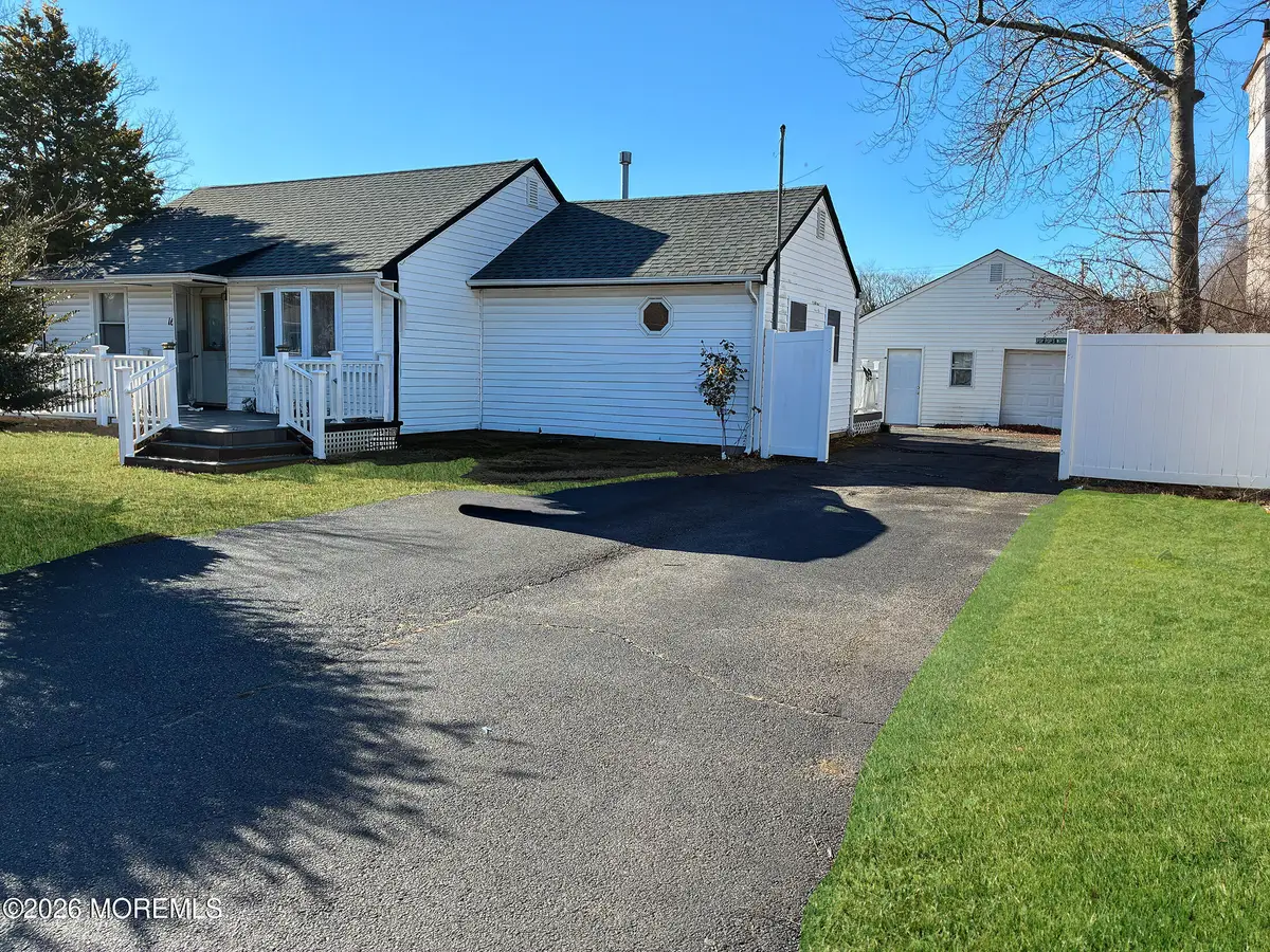 16 Rustic Drive, Howell, NJ 07731 - Image #1