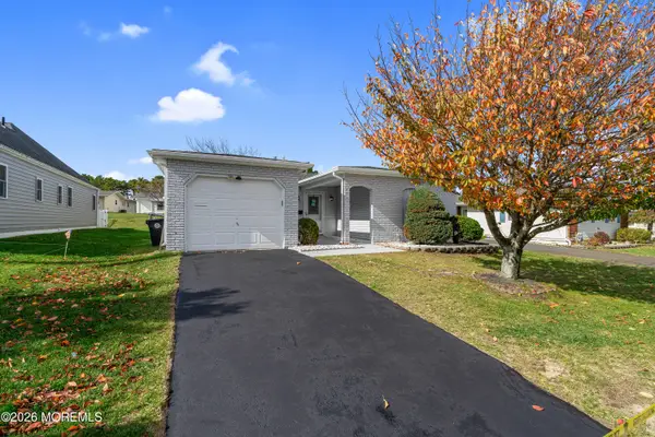 42 Sidney Court, Brick, NJ 08724