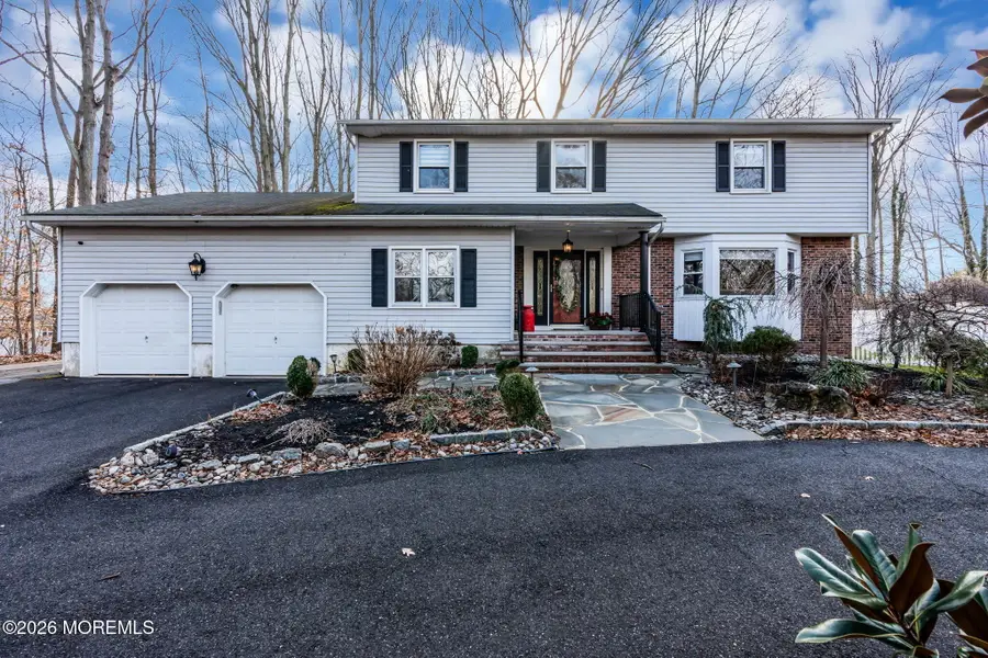 341 Gordons Corner Road, Manalapan Township, NJ 07726 - Image #3