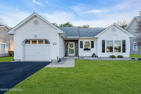 27 Molly Lane, Brick, NJ 08723