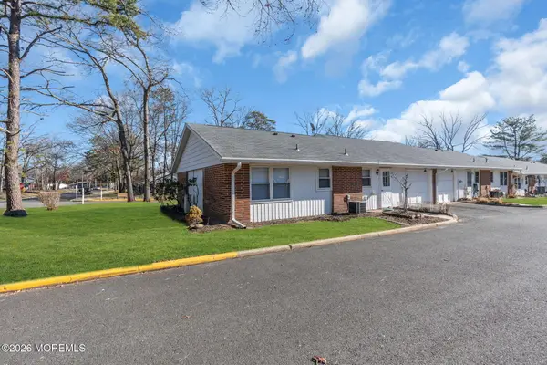 493 Portsmouth Drive #D, Lakewood, NJ 08701