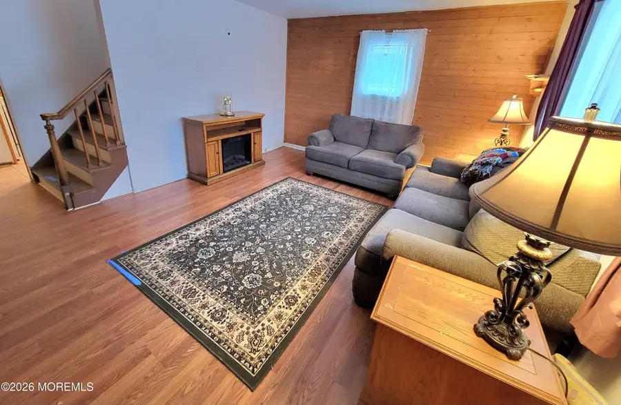 6 Octavia Place, Keyport, NJ 07735 - #2