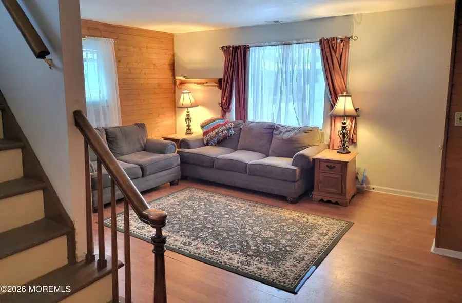 6 Octavia Place, Keyport, NJ 07735 - #3