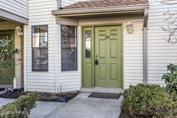 701 Sunshine Court #701, Parlin, NJ 08859