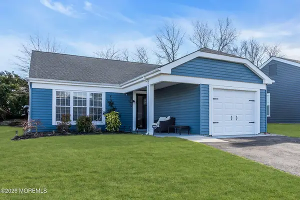 5 Elmswell Avenue, Manchester, NJ 08759