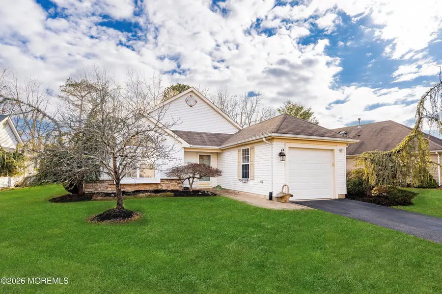 23 Pine Hollow Lane, Lakewood, NJ 08701 - Image #2