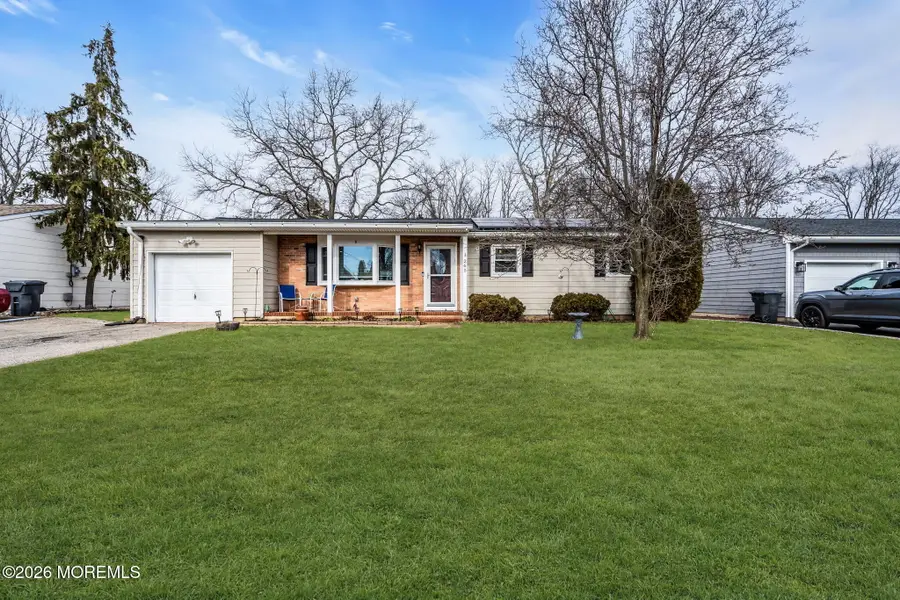 265 Vermont Drive, Brick, NJ 08723 - Image #3