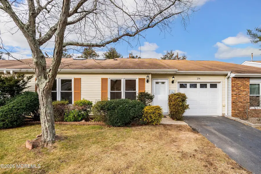 294 Marni Lane, Lakewood, NJ 08701 - Image #3