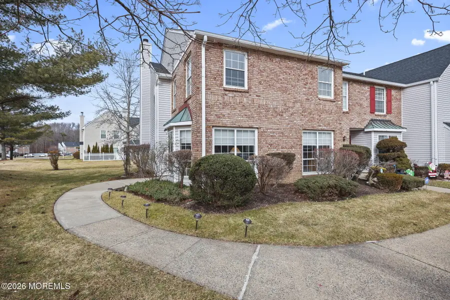 28 Vassar Place, Morganville, NJ 07751 - Image #2