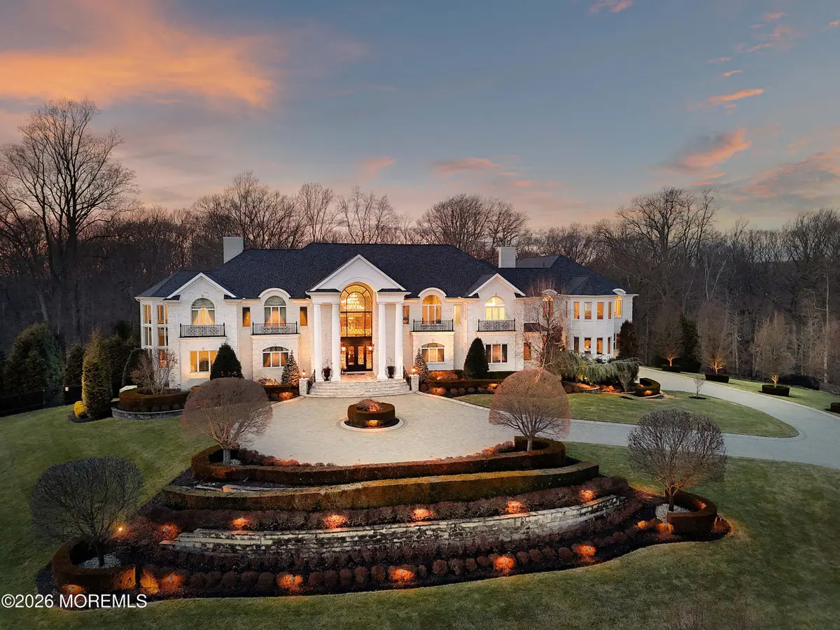 19 Embry Farm Road, Marlboro, NJ 07746 - Image #1